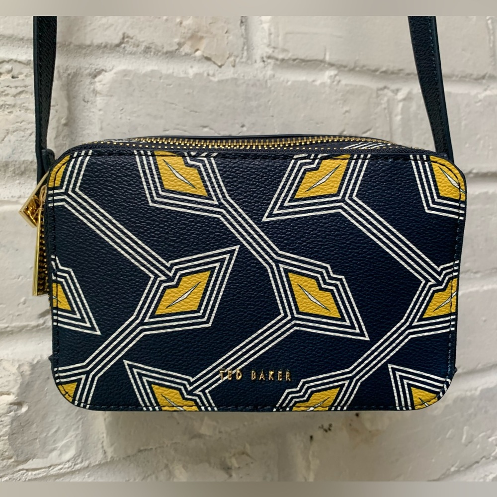 Ted Baker Lexi Lip Camera Bag Crossbody + Card Holder